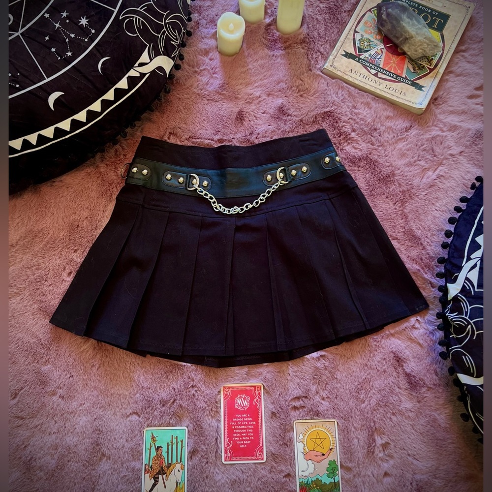 Trip NYC Chain Pleated Skirt ⛓️🖤 Size Small
